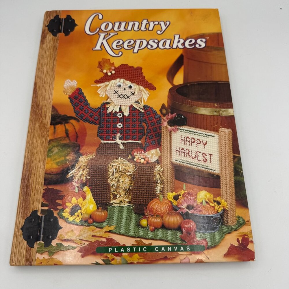 Country Keepsakes Plastic Canvas Craft Book By The Needlecraft Shop 1999